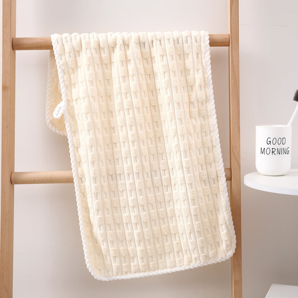 Velory Grid-Textured Microfiber Bath Towel additional product photo