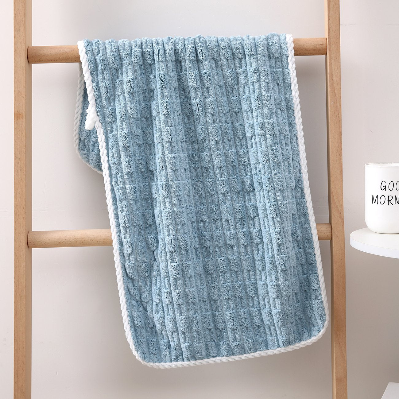 Velory Grid-Textured Microfiber Bath Towel additional product photo