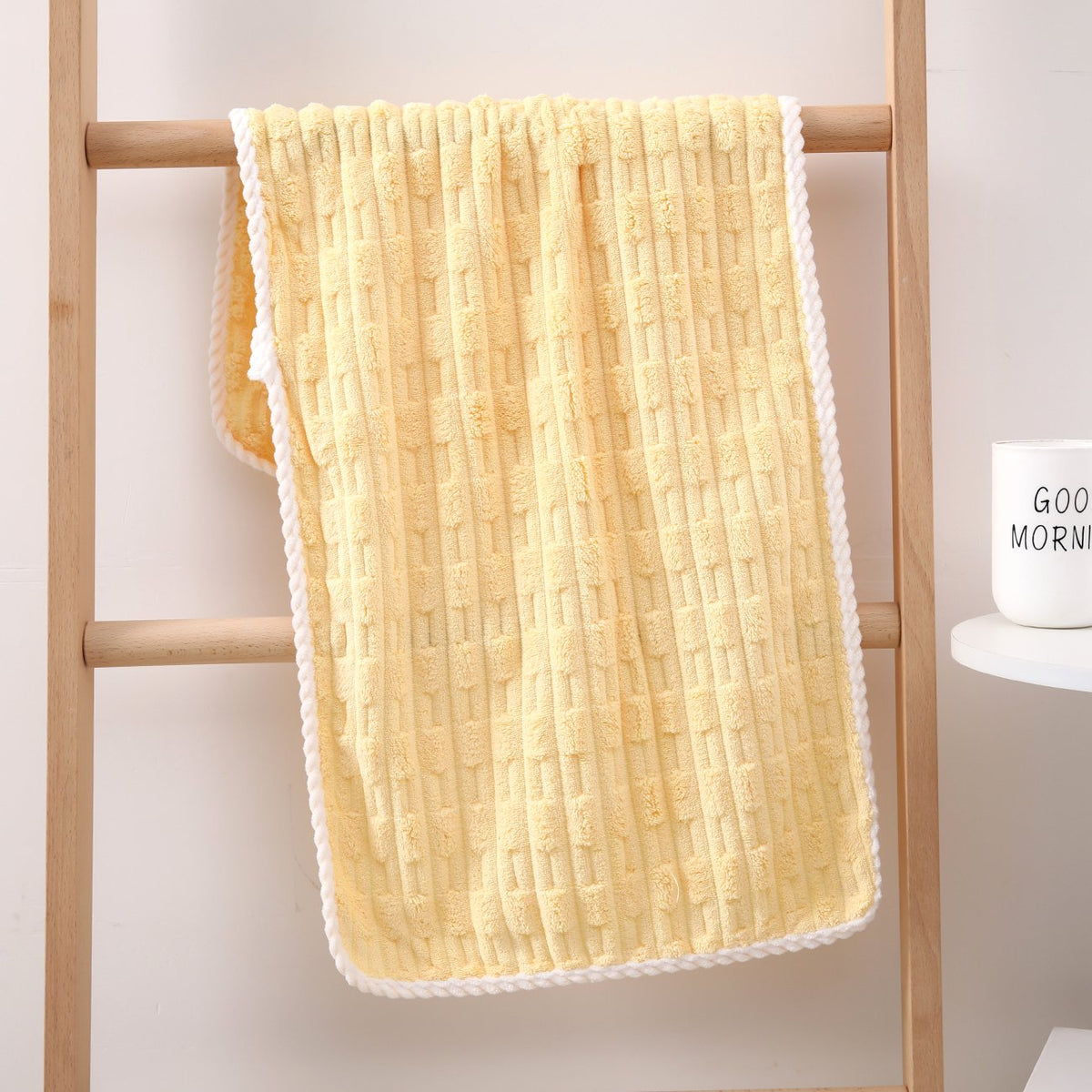 Velory Grid-Textured Microfiber Bath Towel additional product photo
